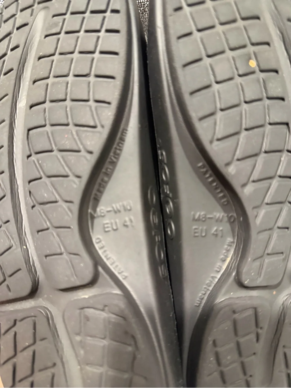 OOFOS Black Men's Recovery Slide Sandals